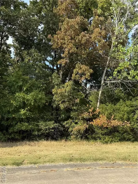 35 Brownwood Ct, Poplar Bluff, MO 63901