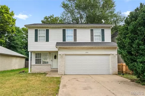 2953 Virginia Pl, East St Louis, IL 62207
