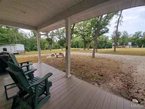 Exterior - 28148 Commanche Trl, Canton, MO 63435 photo 15 of 30