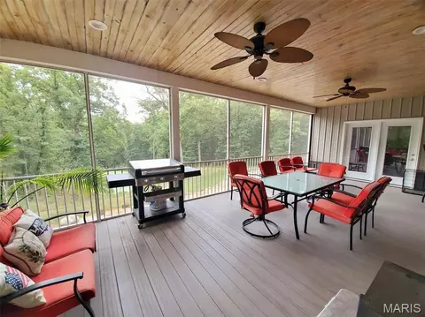 Exterior - 28148 Commanche Trl, Canton, MO 63435 photo 6 of 30