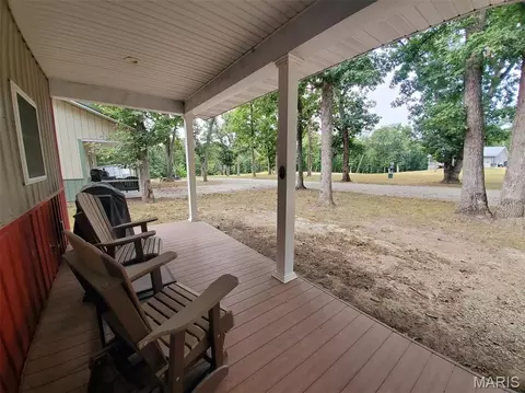 Exterior - 28148 Commanche Trl, Canton, MO 63435 photo 13 of 30