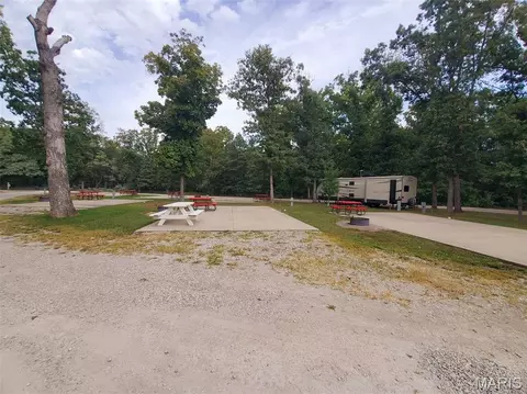Exterior - 28148 Commanche Trl, Canton, MO 63435 photo 18 of 30
