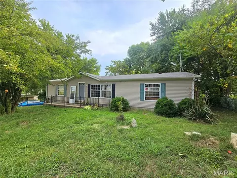 19050 Sikes Rd, Sainte Genevieve, MO 63670