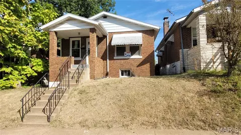963 Canaan Ave, Saint Louis, MO 63147