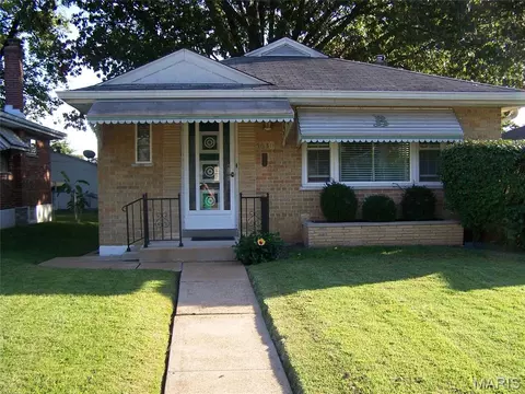 5630 Fyler Ave, Saint Louis, MO 63139