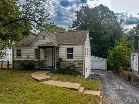10066 Dorothy Ave, Saint Louis, MO 63137