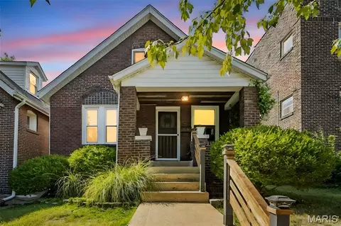 4940 Walsh St, Saint Louis, MO 63109