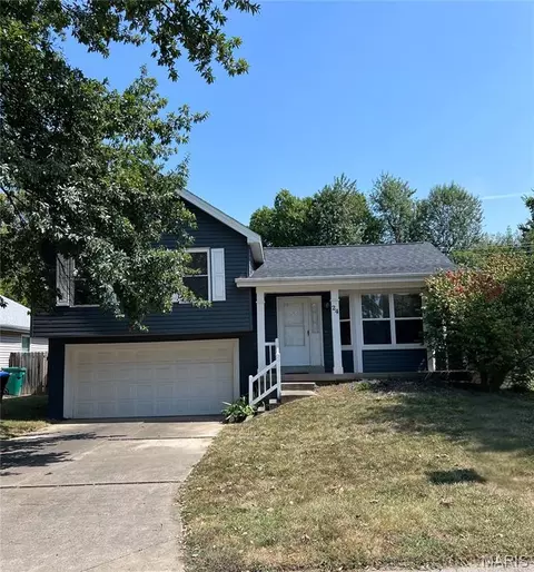 24 Queensboro Dr, Saint Peters, MO 63376