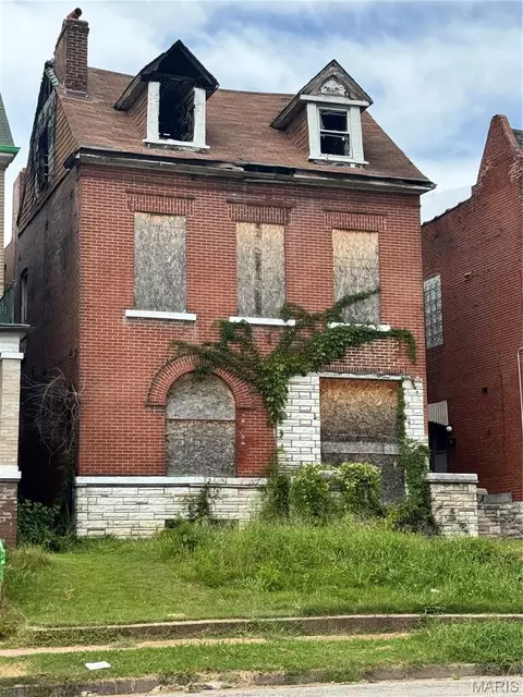 743 N Euclid Ave, Saint Louis, MO 63108