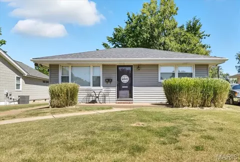4023 Healy Ct, Saint Louis, MO 63123