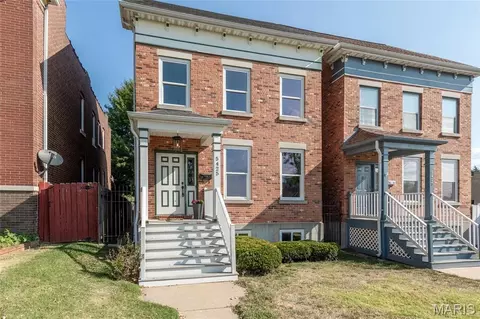 5425 Arsenal St, Saint Louis, MO 63139