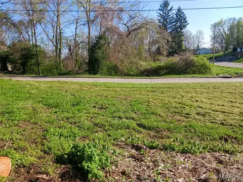 600 Miller St, Alton, IL 62002