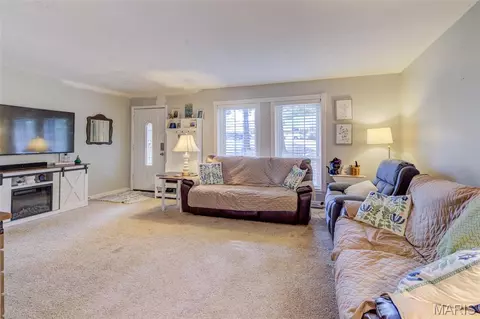 10 Park Cir, O'fallon, MO 63366 photo 7