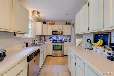10 Park Cir, O'fallon, MO 63366 photo 11