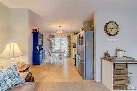 10 Park Cir, O'fallon, MO 63366 photo 8