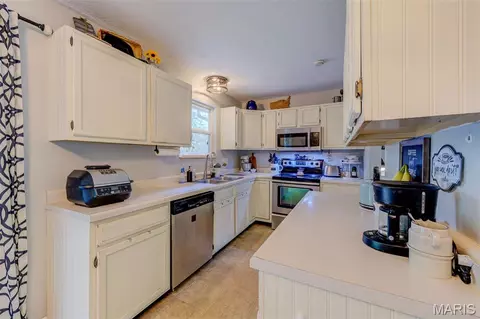 10 Park Cir, O'fallon, MO 63366 photo 13