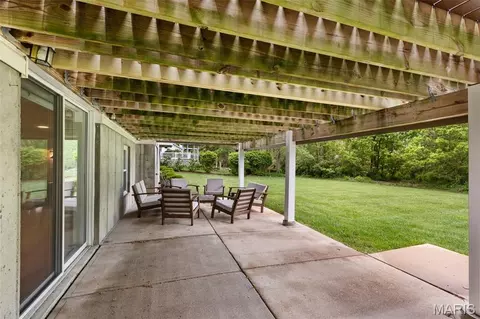 Exterior - 2385 Clarjon Dr, Ballwin, MO 63021 photo 9 of 13