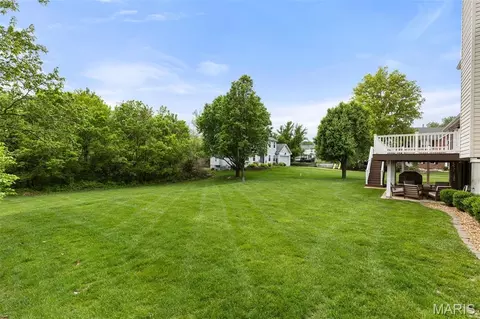 Exterior - 2385 Clarjon Dr, Ballwin, MO 63021 photo 10 of 13