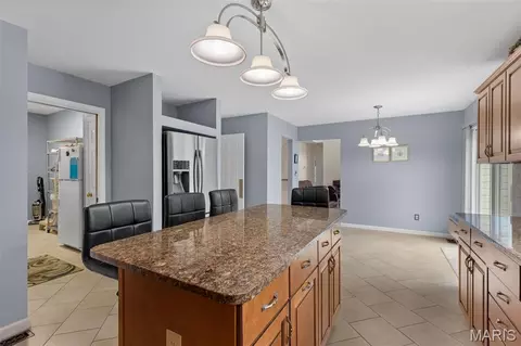 Kitchen - 2385 Clarjon Dr, Ballwin, MO 63021 photo 4 of 5