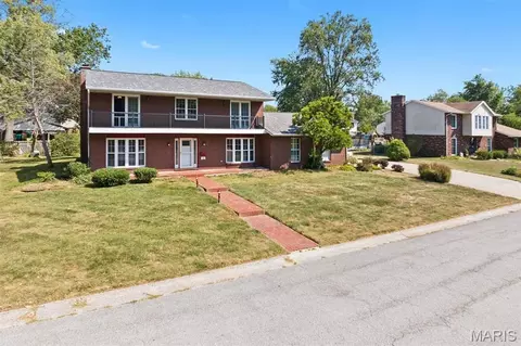 10 Ravenwood Cir, O'fallon, IL 62269