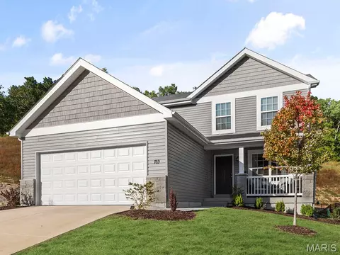 102 Harrow Dr, Wentzville, MO 63385