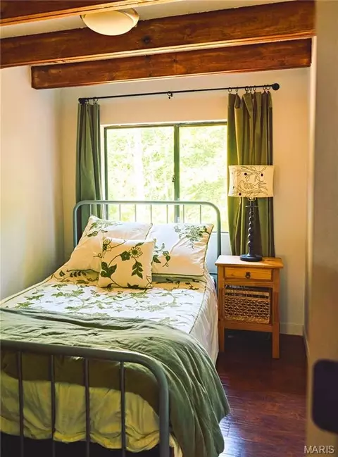 Bedroom - 11562 Anthonies Mill Rd, Bourbon, MO 65441 photo 1 of 7
