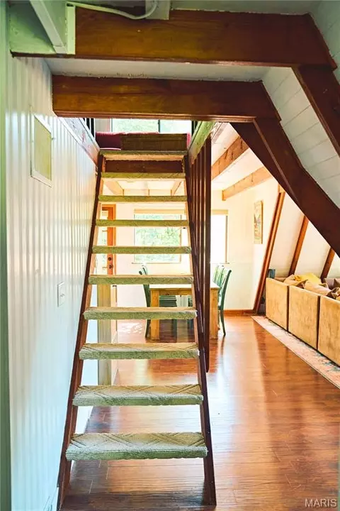 Entry Way - 11562 Anthonies Mill Rd, Bourbon, MO 65441 photo 3 of 4