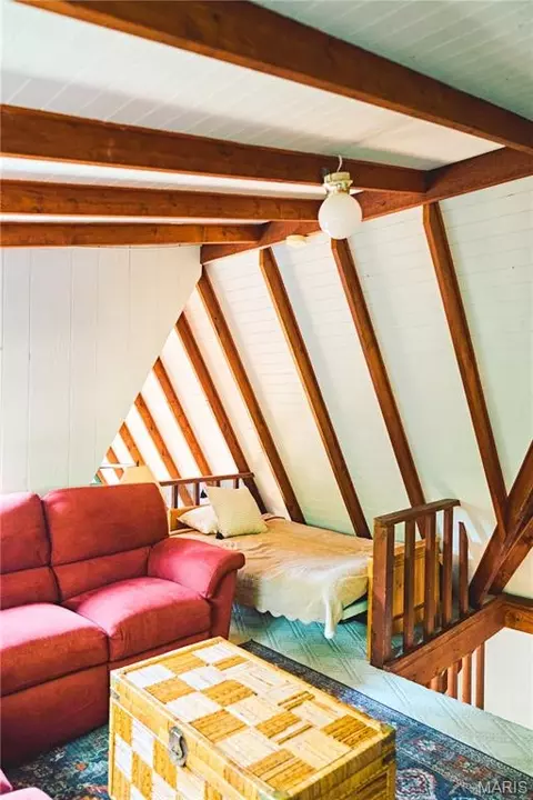 Bedroom - 11562 Anthonies Mill Rd, Bourbon, MO 65441 photo 5 of 7