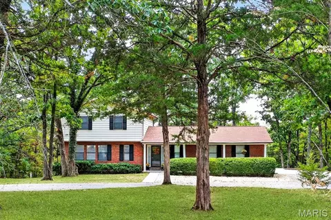 358 Rock Church Rd, Catawissa, MO 63015