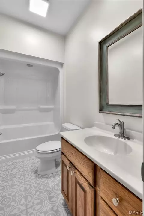 Bath - 406 Hidden Meadows Dr, Jackson, MO 63755 photo 1 of 5