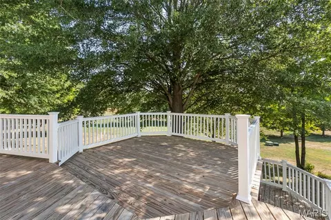 Exterior - 406 Hidden Meadows Dr, Jackson, MO 63755 photo 8 of 9