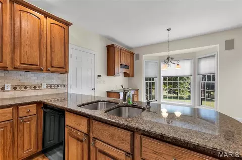 Kitchen - 406 Hidden Meadows Dr, Jackson, MO 63755 photo 2 of 3