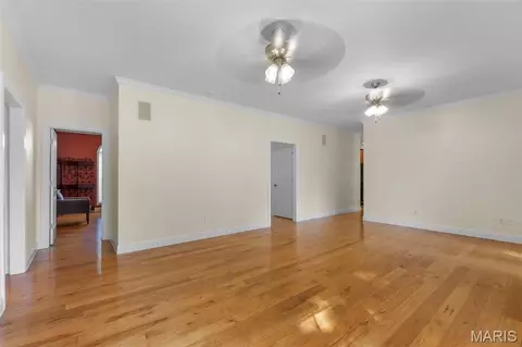 Living - 406 Hidden Meadows Dr, Jackson, MO 63755 photo 3 of 6