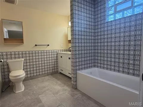Bath - 312 Pecan Dr, Holcomb, MO 63852 photo 3 of 4