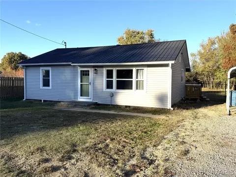 Exterior - 312 Pecan Dr, Holcomb, MO 63852 photo 3 of 5