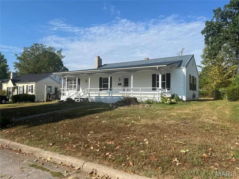 Other - 1122 Beverly Dr, Lebanon, MO 65536 photo 1 of 6