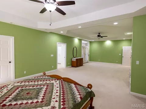 Bedroom - 171 Rolling Mdws, Hannibal, MO 63401 photo 2 of 10
