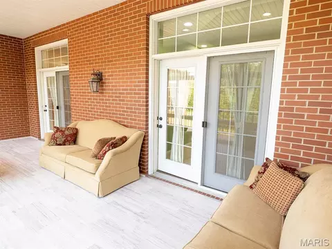 Exterior - 171 Rolling Mdws, Hannibal, MO 63401 photo 3 of 10
