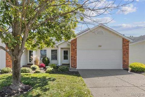 166 Maryland Dr, O'fallon, MO 63366
