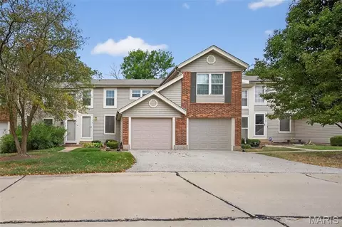 721 Sugar Glen Dr #3, Saint Peters, MO 63376