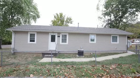 267 Maple St, De Soto, MO 63020