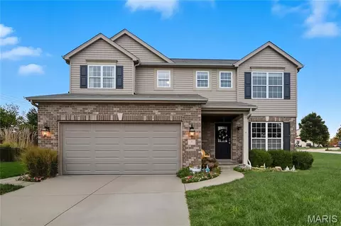 1 Pauley Cir, Saint Peters, MO 63376