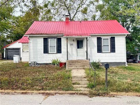 103 S Tower St, Salem, MO 65560