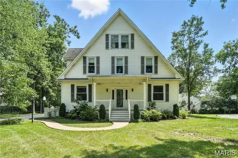 9310 Old Bonhomme, Olivette, MO 63132