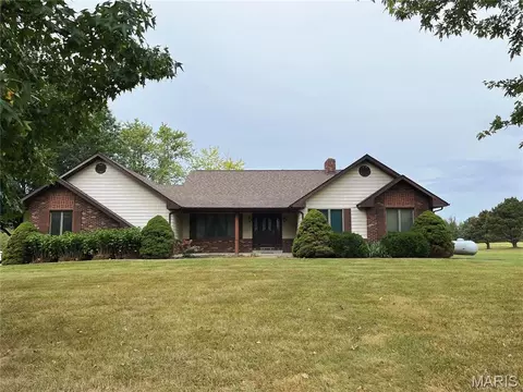 184 Blue Goose Rd, Troy, MO 63379