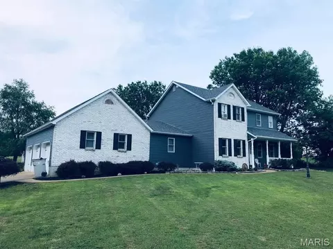 413 Dustin Ct, Desloge, MO 63628