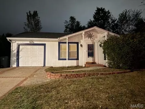 1369 Great Warrior Dr, O'fallon, MO 63366