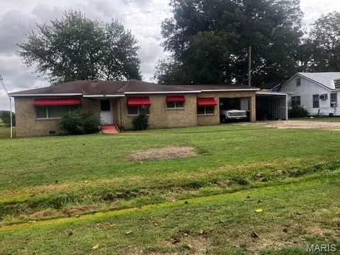 319 N Main St, Cardwell, MO 63829