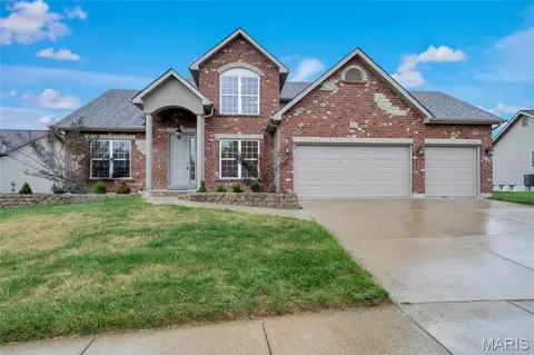 2024 Homefield Ridge Dr, O'fallon, MO 63366