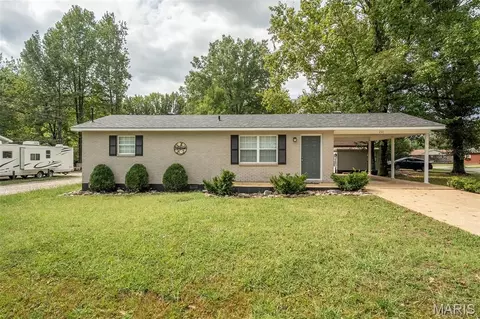 231 Hampton Ct, Poplar Bluff, MO 63901